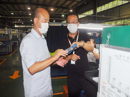 j9国际厅：稳扎稳打助力脱贫攻坚2